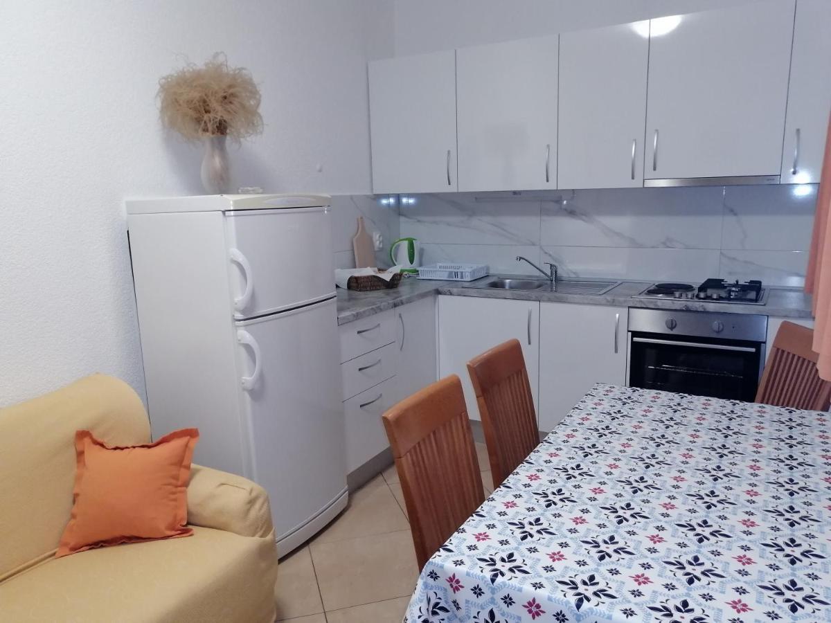 Apartmani Stipan Brela Εξωτερικό φωτογραφία