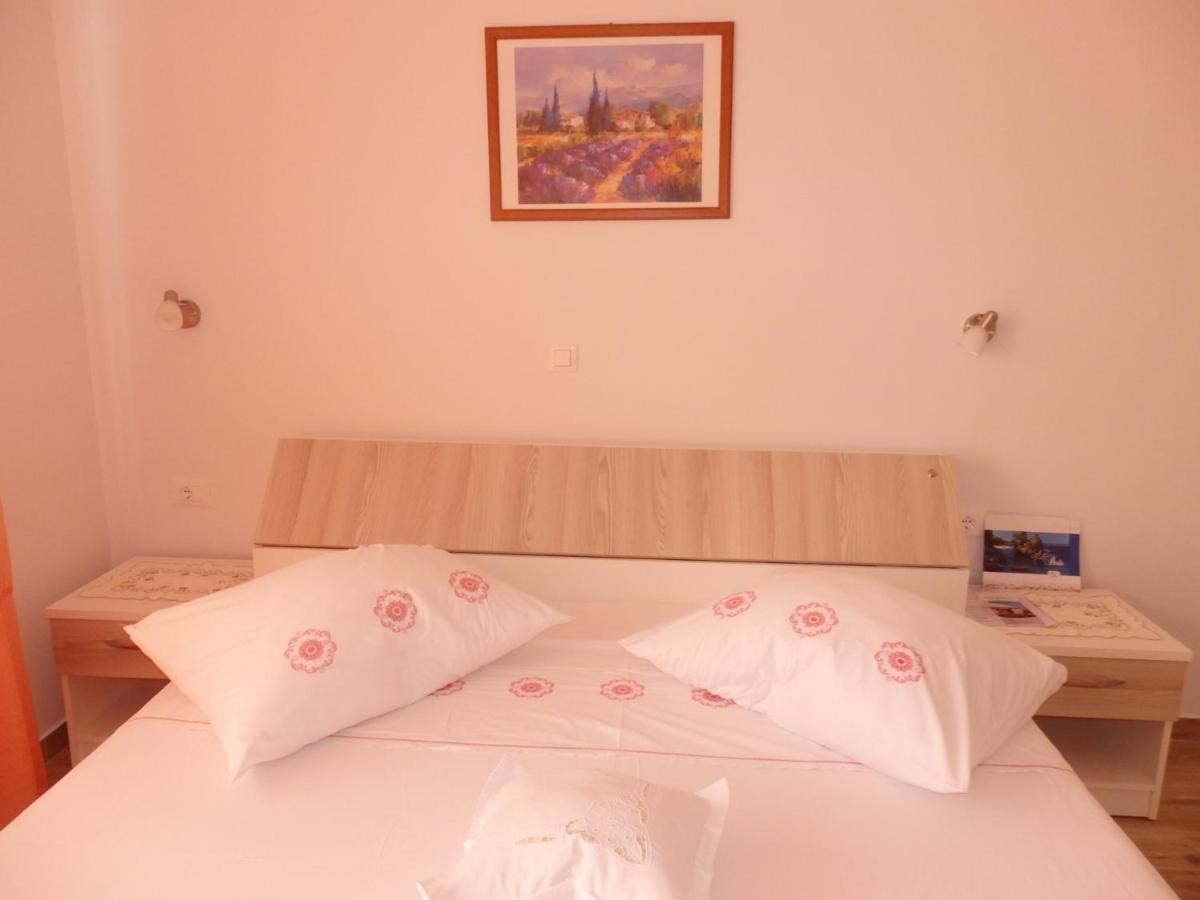 Apartmani Stipan Brela Εξωτερικό φωτογραφία