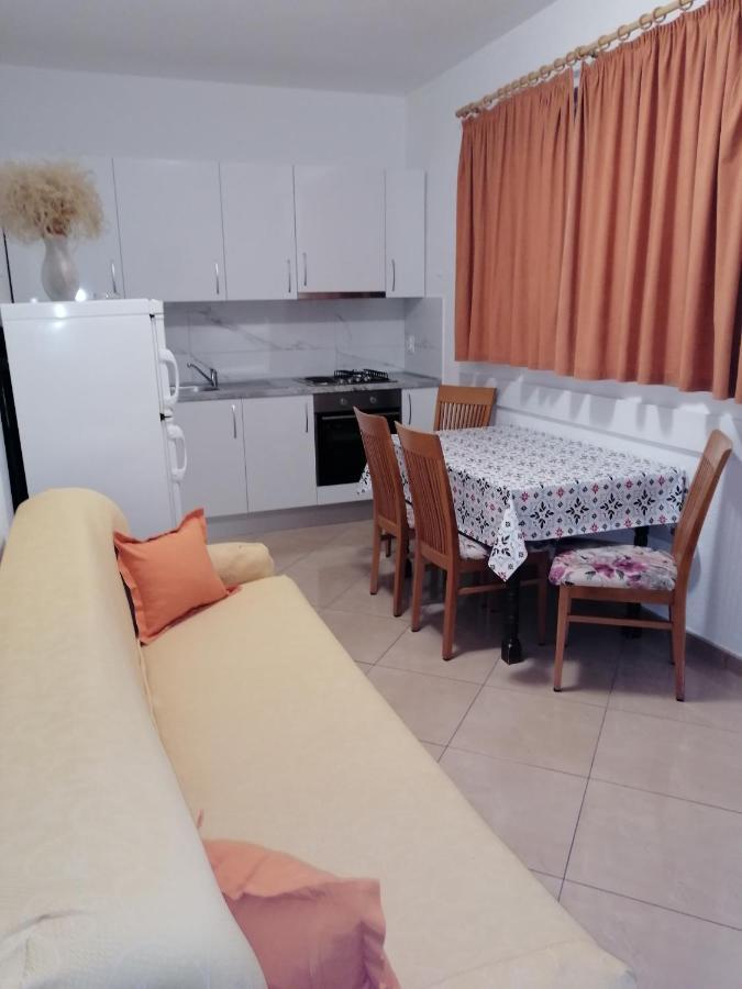 Apartmani Stipan Brela Εξωτερικό φωτογραφία