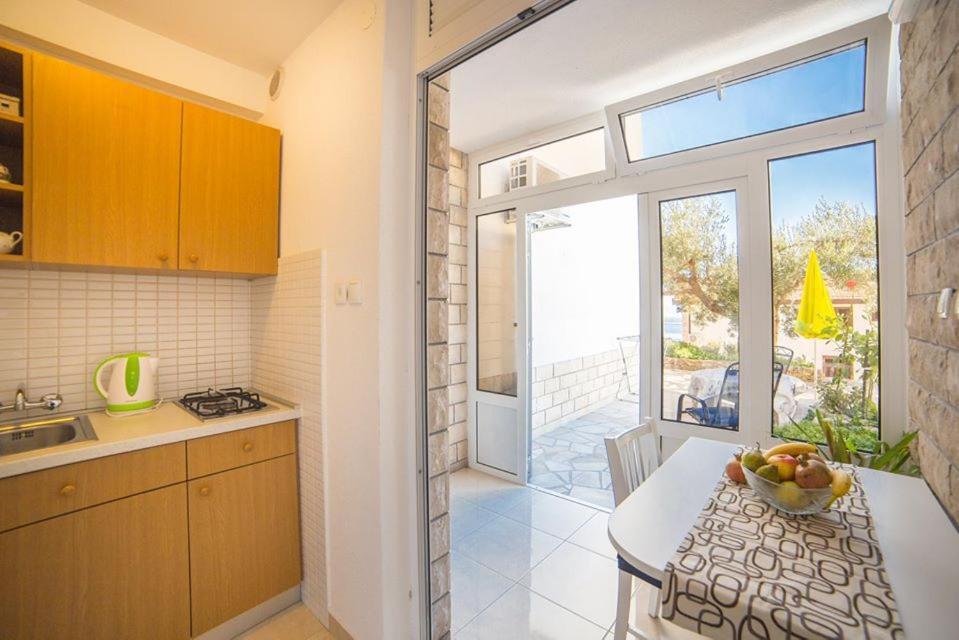 Apartmani Stipan Brela Εξωτερικό φωτογραφία