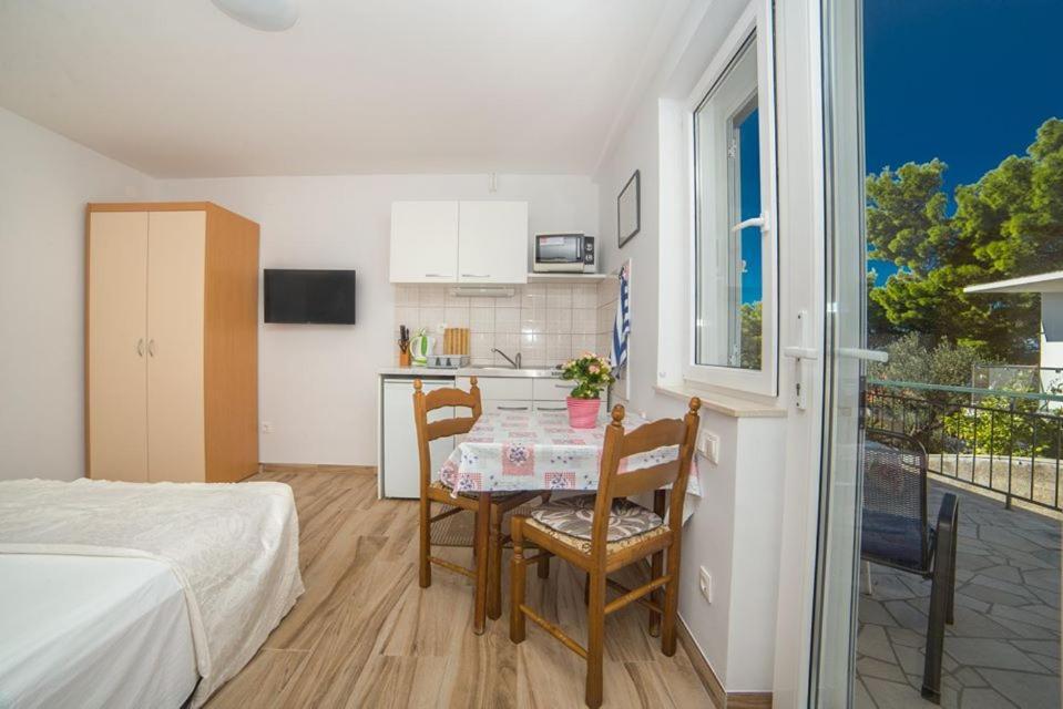 Apartmani Stipan Brela Εξωτερικό φωτογραφία