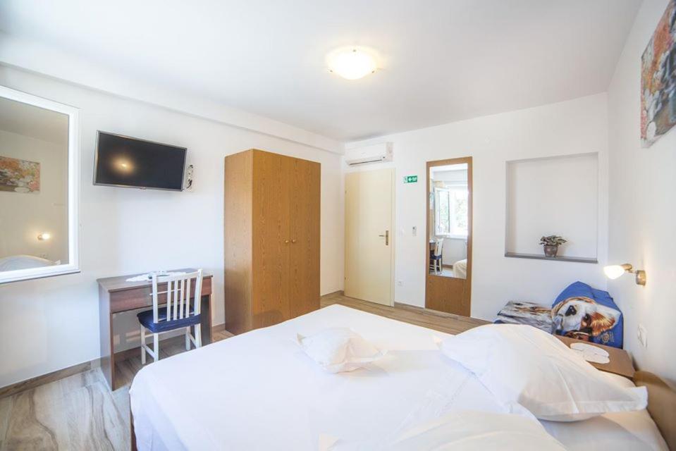 Apartmani Stipan Brela Εξωτερικό φωτογραφία